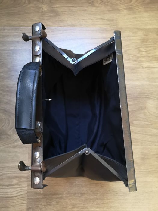 Mala tipo médico - ecológica