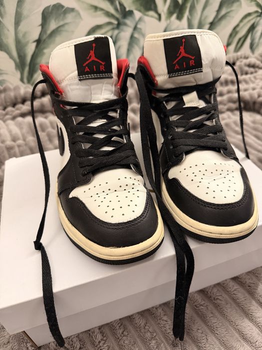 Nike Jordan 1 Mid- Rizmiar 36,5 (22)