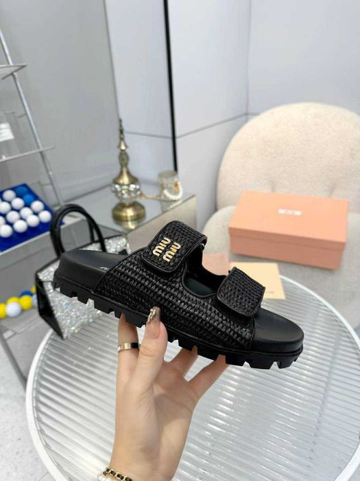 Miu Buty, sandaly klapki, skora od reki 39 r.