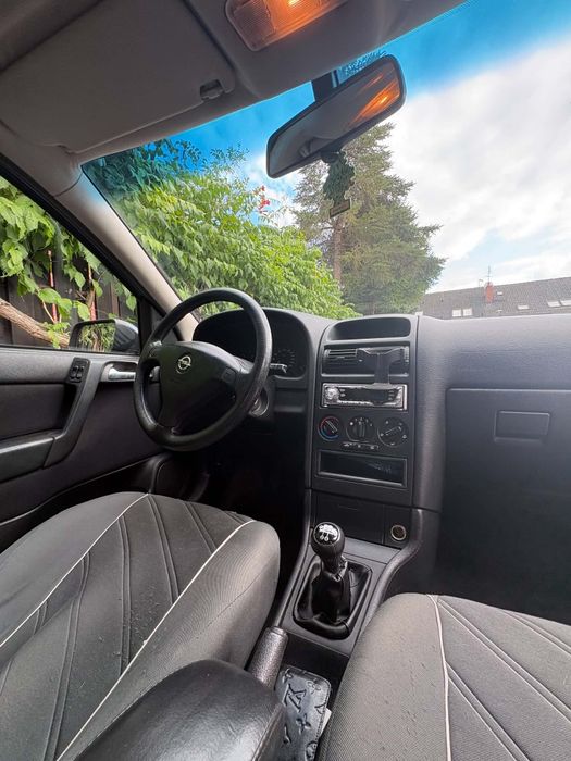 Opel Astra 1.6 benzyna