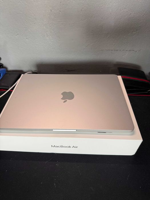 MacBook Air M4 13,6'' Używany