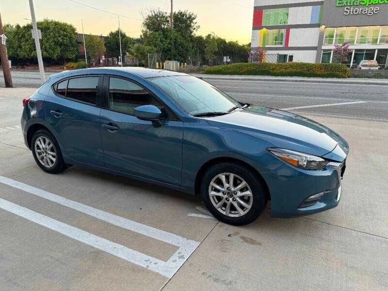 2017 Mazda 3 Sport