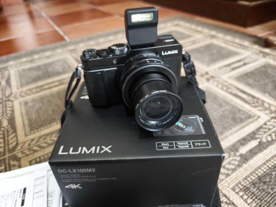 Vendo Maquina Panasonic LX100II em excelente estado de funcionamento