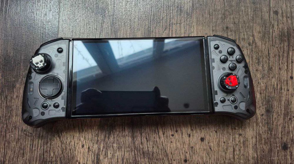 Консоль Nintendo Switch OLED