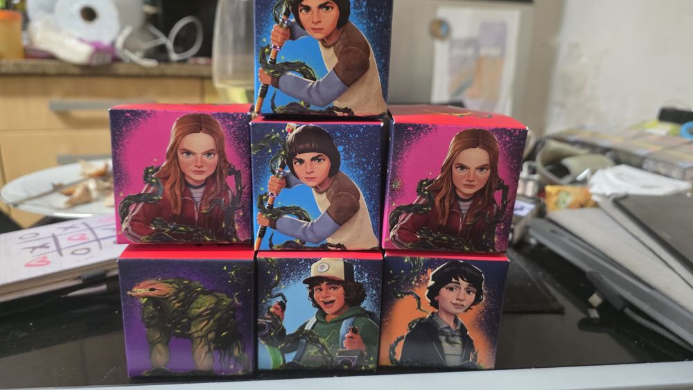 Bonecos stranger things McDonald's