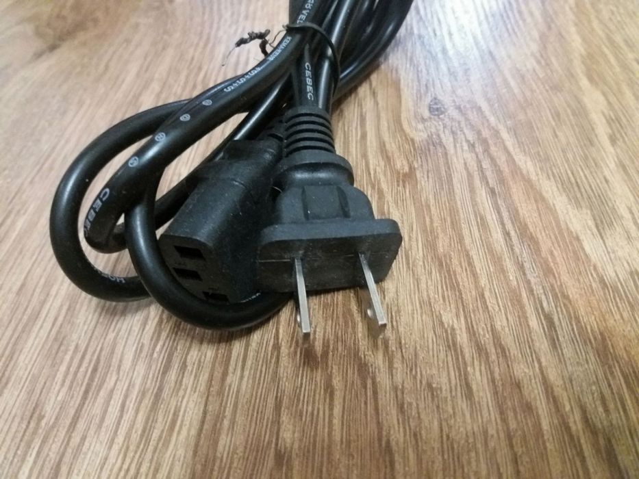 Шнур сетевой с американской вилкой