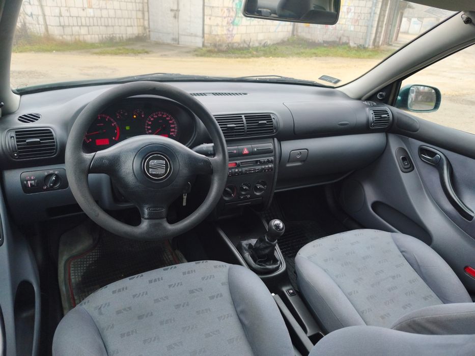 Seat Leon 1.6 benzyna 189 tyś przebiegu Salon PL