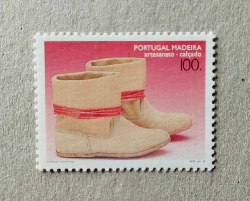 Série nº 2204/07 – Artesanato da Madeira (1º grupo)  1994