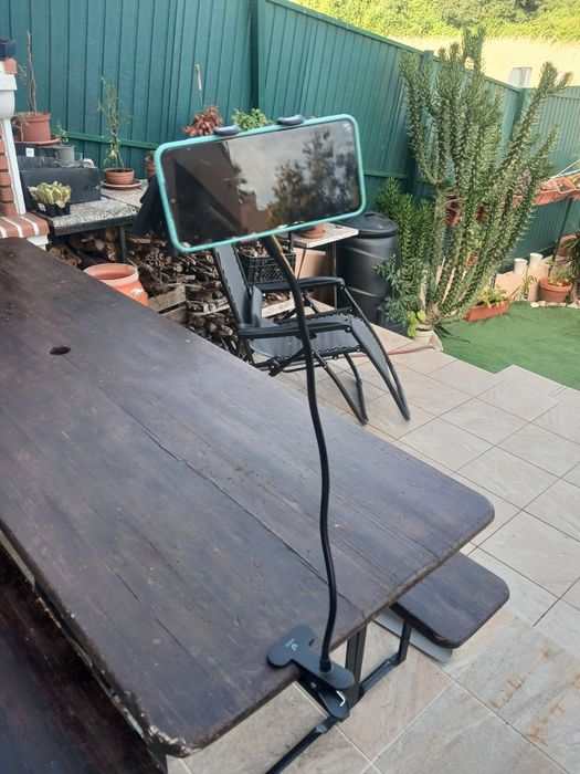 Suporte para telemóvel maleável