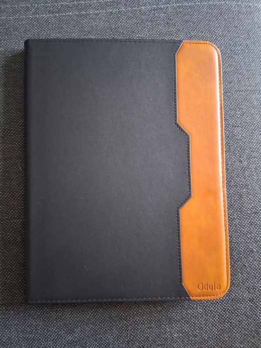 Nowe Etui/Pokrowiec Oduio