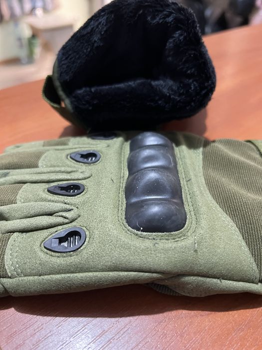 Перчатки тактические