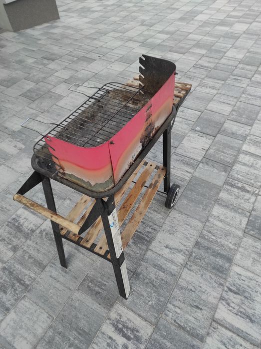 Grill weglowy dwuletni