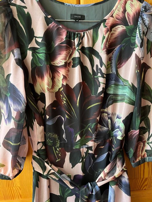 Elegancka sukienka  Solar