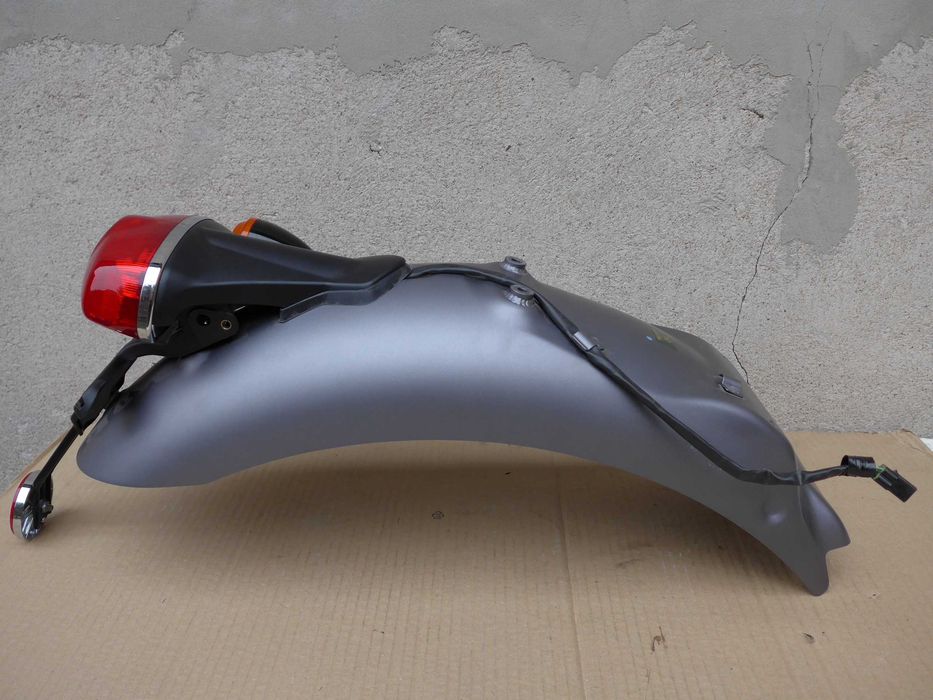Triumph Bonneville t100/120 BŁOTNIK tył lampa LED kierunkowskaz / bdb