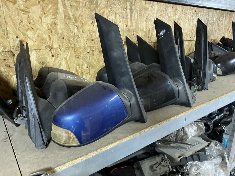 Зеркало бокове Ford C-Max mk1