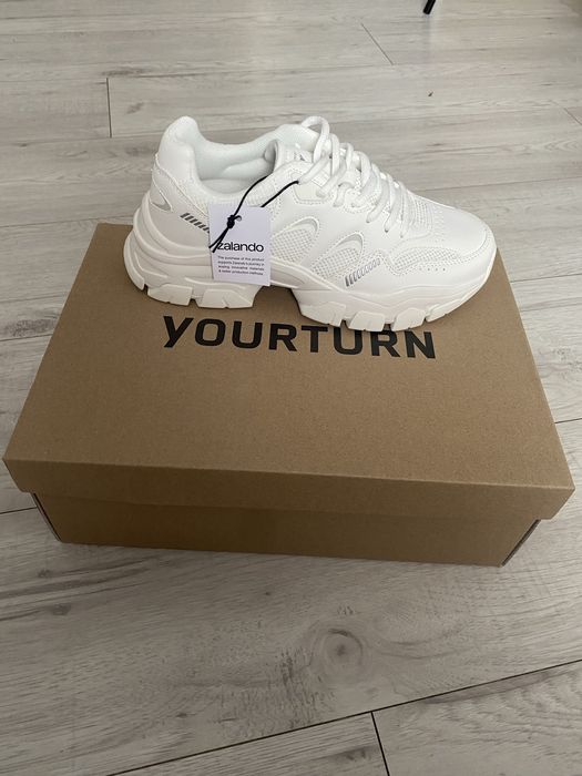 YOURTURN białe sneakersy chunky / nowe z metką / Zalando