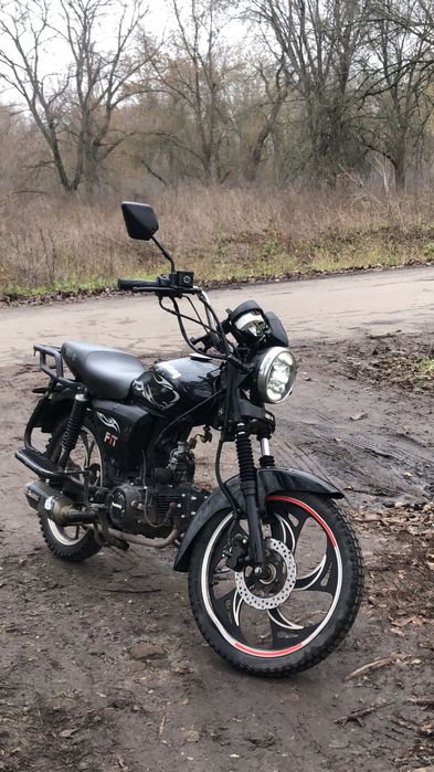 Продажа мустанг фіт 125