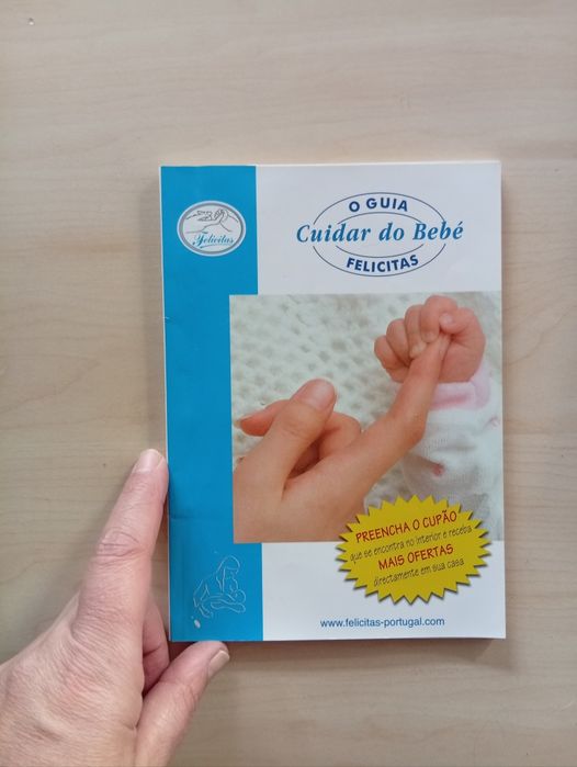 2 revistas e um guia sobre maternidade e bebés