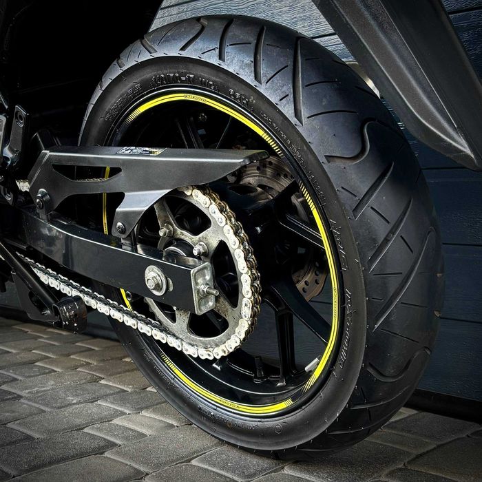 Продам мотоцикл Suzuki V-Strom 250 (0120)