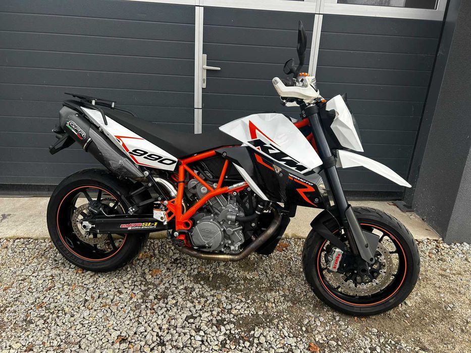 KTM