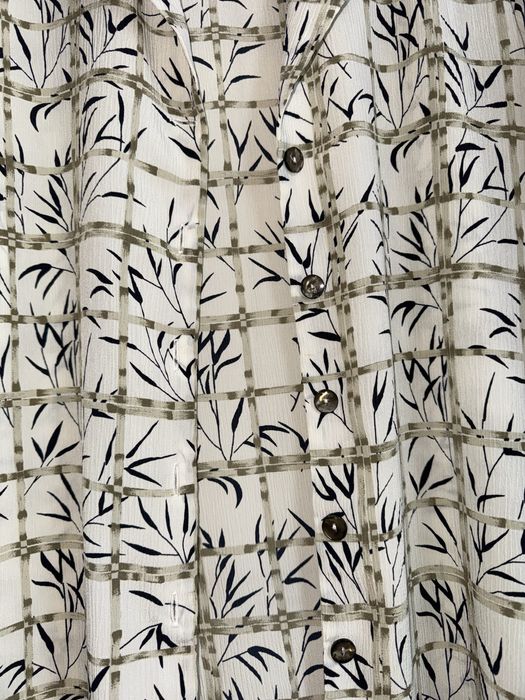 Wzorzysta koszula 44