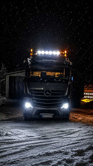 Montaż LED / LED BAR / dalekosiężnych – mobilny serwis | Custom LED Works