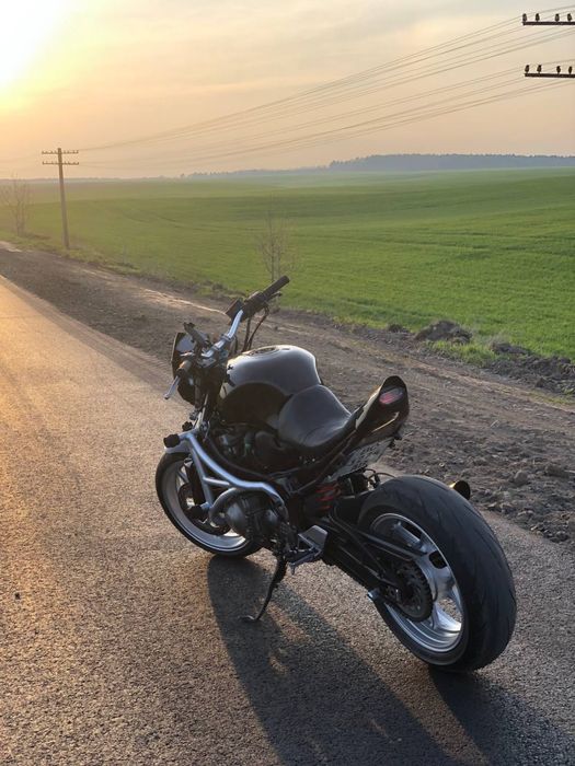 Мотоцикл Сузуки Катана 600