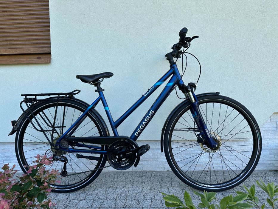 Rower PEGASUS - crossowy, koła 28, alu, ham hydrauliczne, prądnica