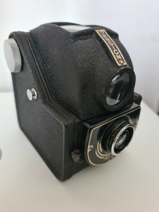 Vintage Ensign camera from the 1940s64309879272067121