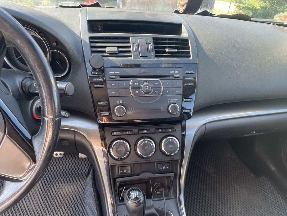 Mazda6 продаж обмін