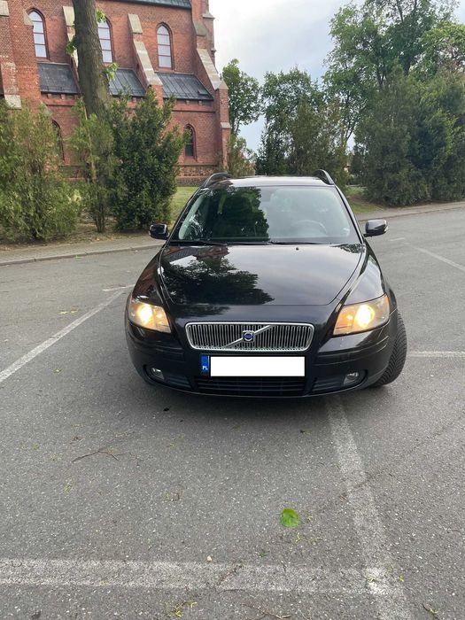 Volvo V50