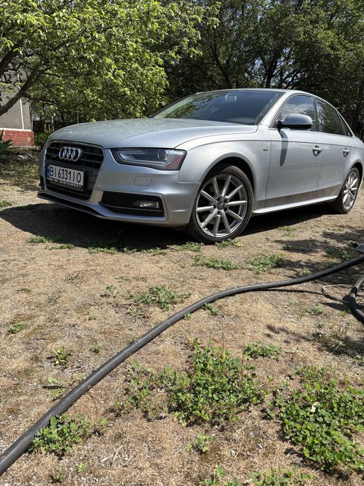 Audi a4 b8 2014 року