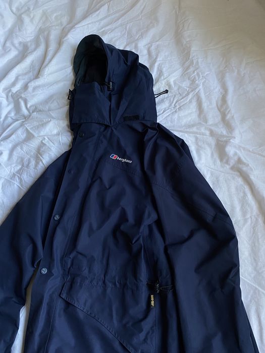 Berghaus gore tex вітровка пуховик