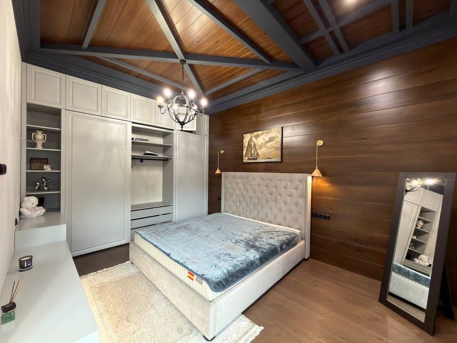 Сучасний дизайнерський будинок 275 м² на 15 сотках у Биківні, Київ