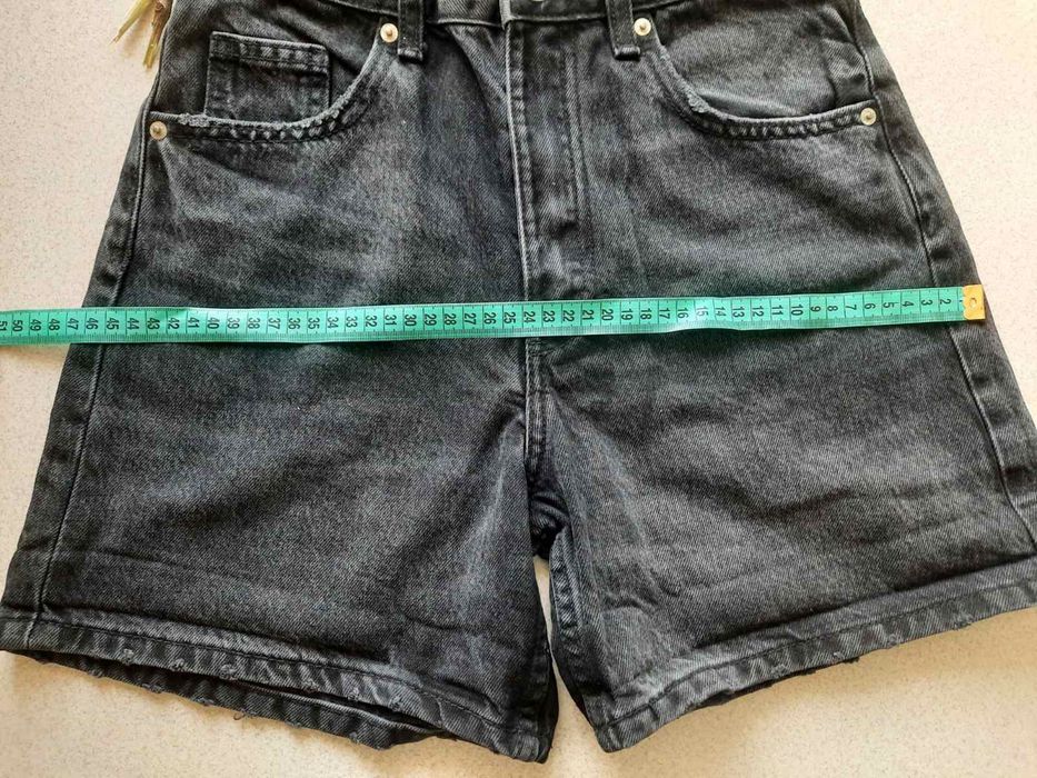 Джинсові шорти  Zara Rigid Mom Fit Bermuda 34 XS