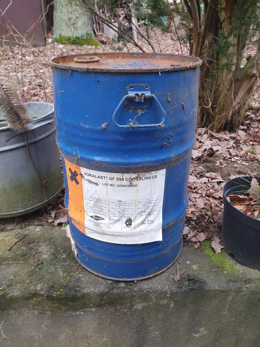 Beczka stalowa 200 litrów 40 kg pusta na środki łatwopalne