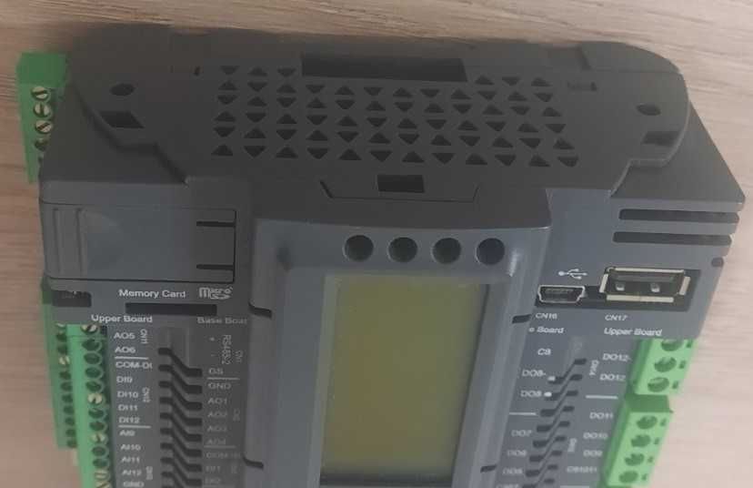 Schnaider M172 TM172PDG42RI  42 входа/вихода, Ethernet, 2 RS485