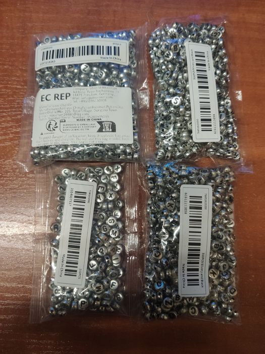 Koraliki akrylowe do biżuterii i rękodzieła srebrne (1804 sztuk)