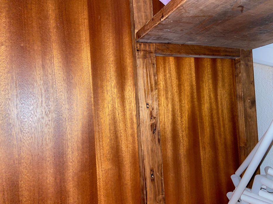 Armário madeira rústico