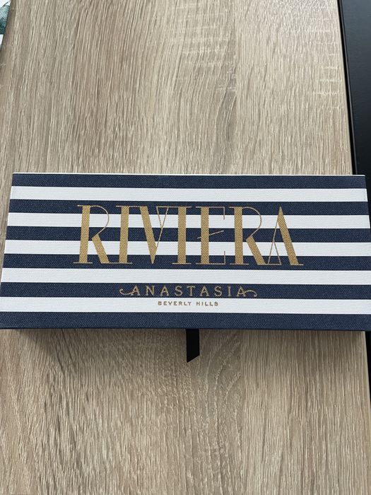 Riviera Anastasia Beverly Hills
