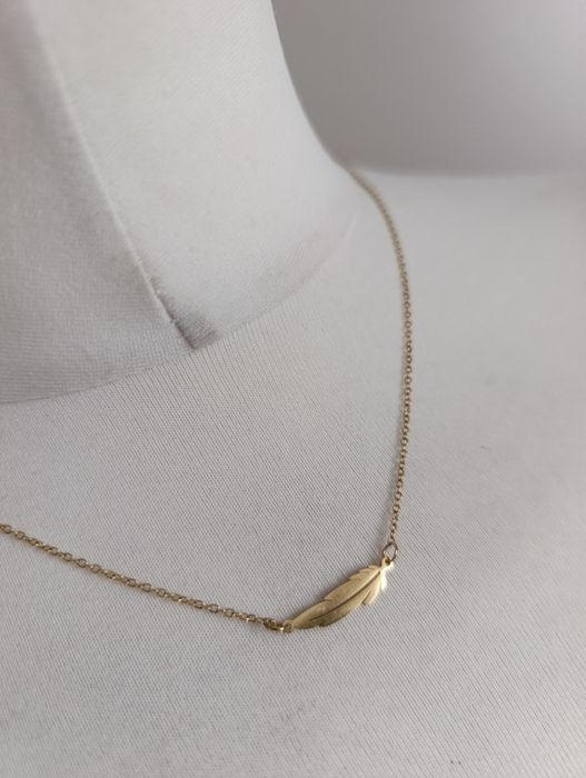 Łańcuszek ze stali chirurgicznej piórko bez skaz