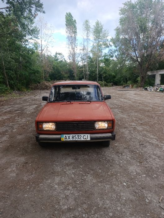 Продам ваз 2105.
