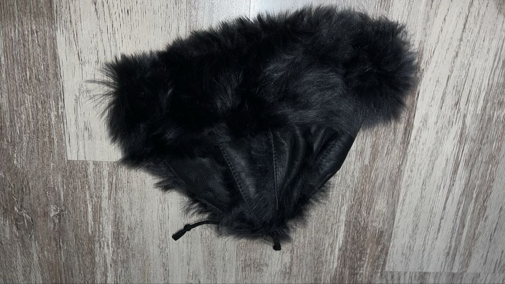 Czarna czapka wykonana z futerka rozmiar 56 głowa