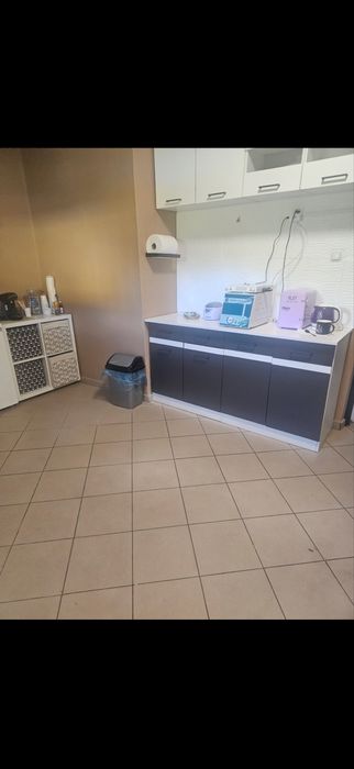 Podnajmę pomieszczenie