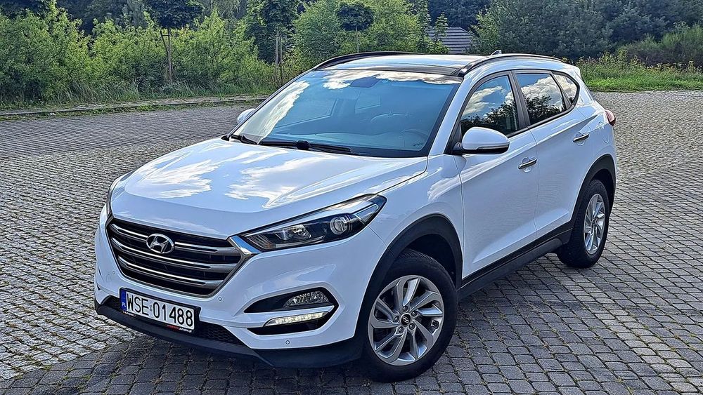 Hyundai Tucson 1.7 CRDI 115 PS/ skóra / panorama/ rej 2016 / super stan !!!