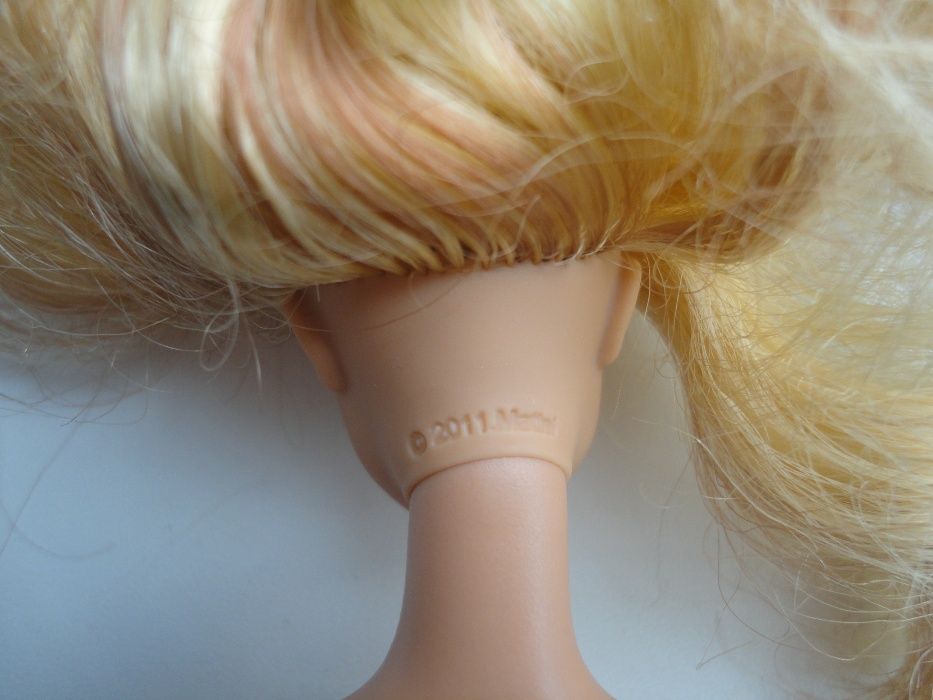 Кукла Barbie Mattel шарнирная блондинка мелированая