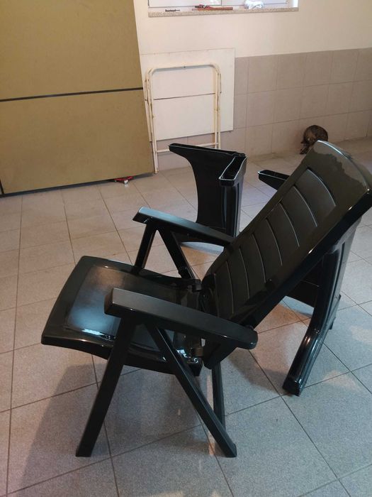 6 cadeiras de jardim desdobráveis e reclináveis e oferta mesa