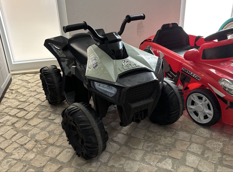 FEBER Moto 4 Eletrica Criança Quad Bike