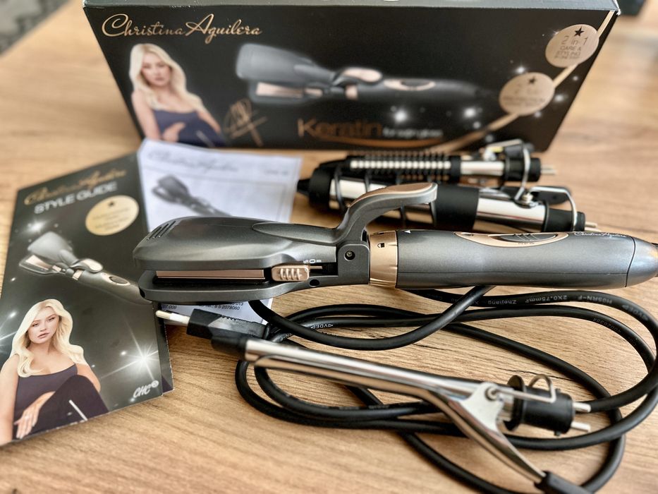 Wielofunkcyjne urządzenie do stylizacji włosów Christina Aguilera