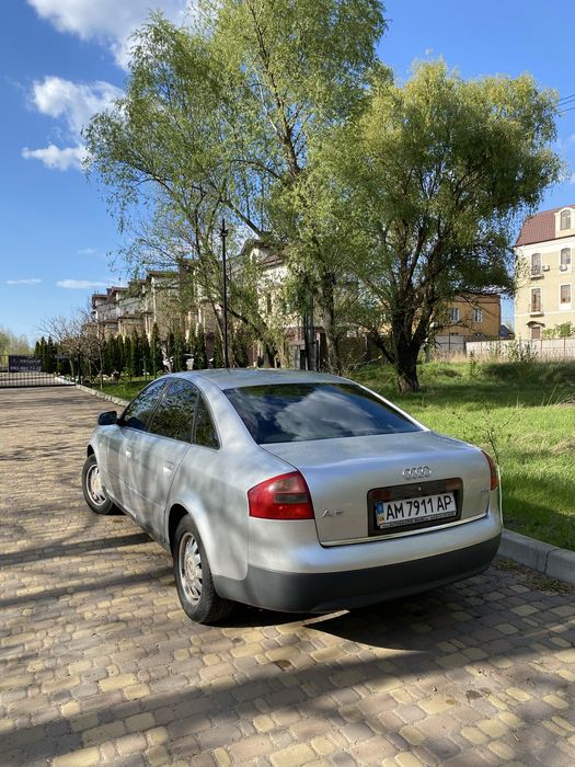 Audi A6 C5 2.4, автомат, 2000 г.